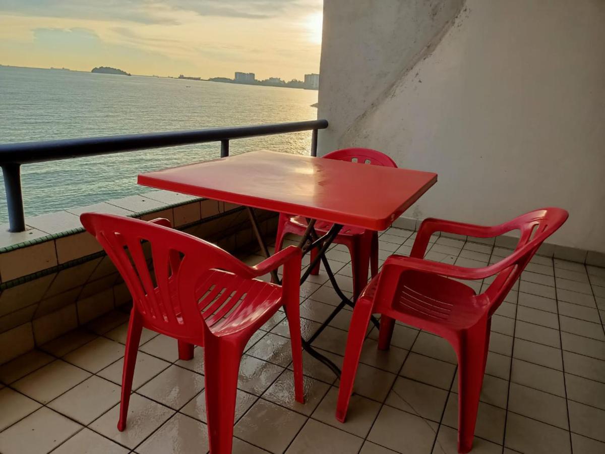 Port Dickson Seaview Homestay Екстериор снимка