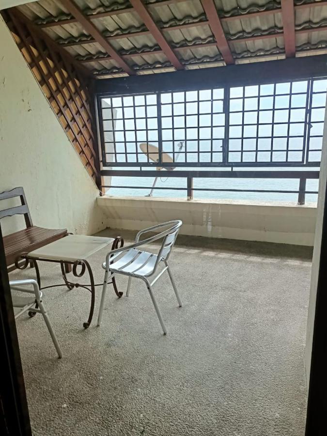 Port Dickson Seaview Homestay Екстериор снимка
