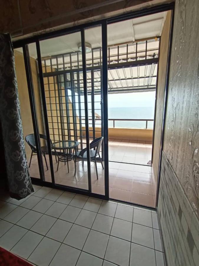 Port Dickson Seaview Homestay Екстериор снимка
