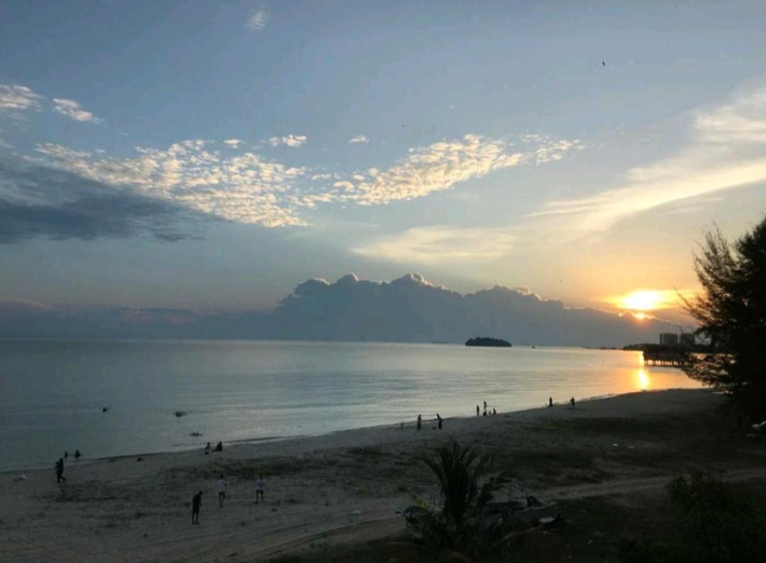 Port Dickson Seaview Homestay Екстериор снимка