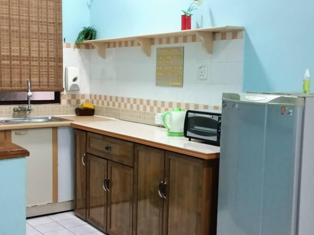 Port Dickson Seaview Homestay Екстериор снимка